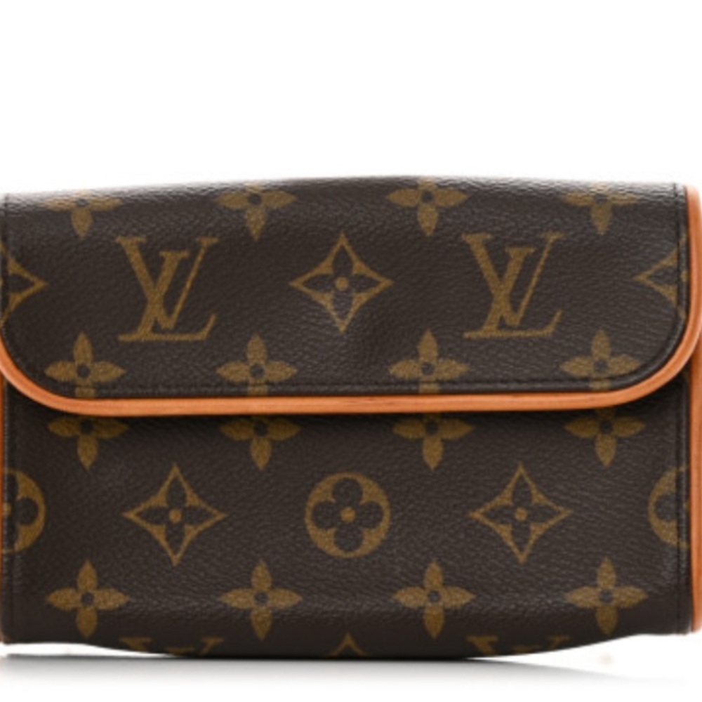 Louis Vuitton Monogram Clutch